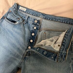 501 Levi’s jeans